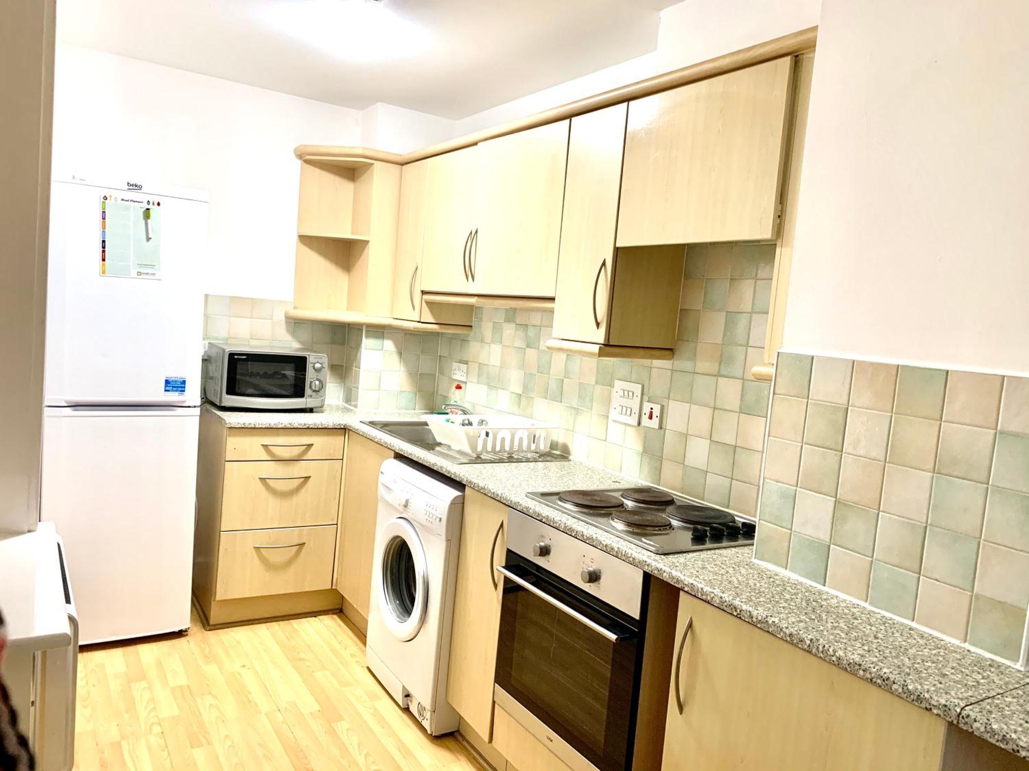 Tower Bridge London, 2 Bedrooms, Reception, Kitchen, Parking Апартаменты